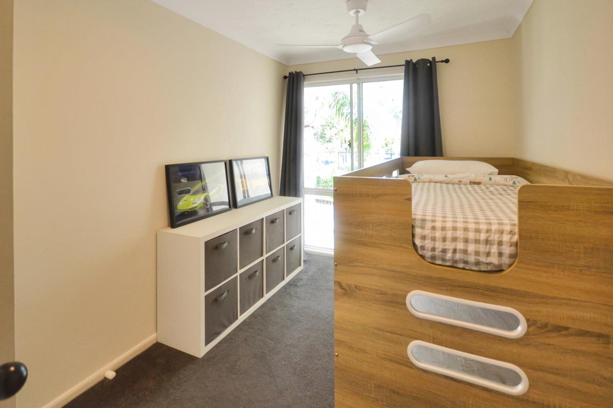 164 Isle Of Palms * Gold Coast