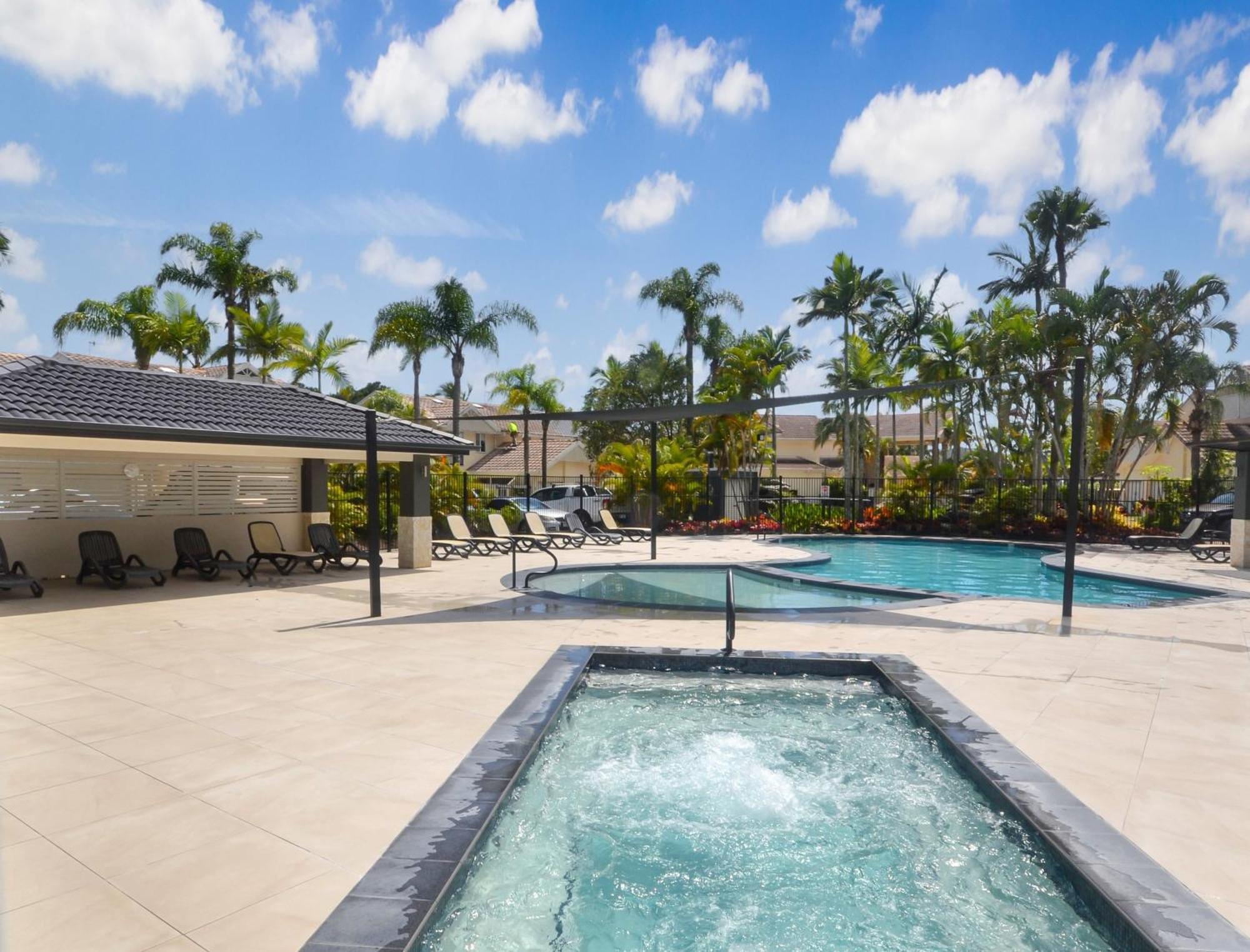164 Isle Of Palms Gold Coast